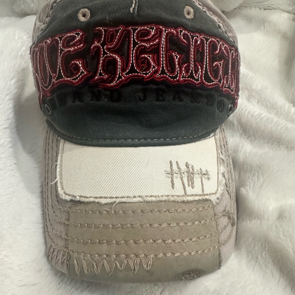 True Religion Black and Beige Hat